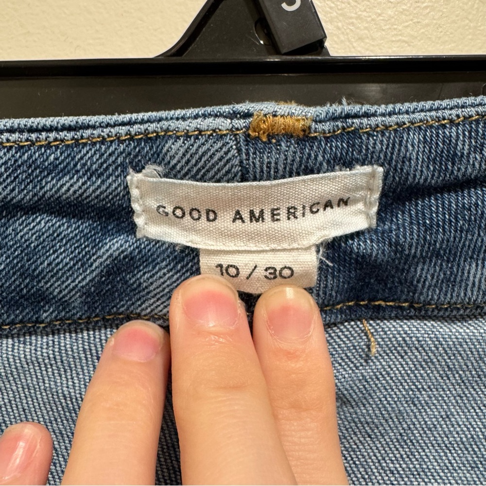 Good American Cropped Split Hem Flare Jeans Medium Wash Size 10/30 - Picture 7 of 13